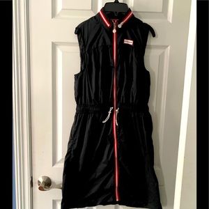 Hunter dress size medium